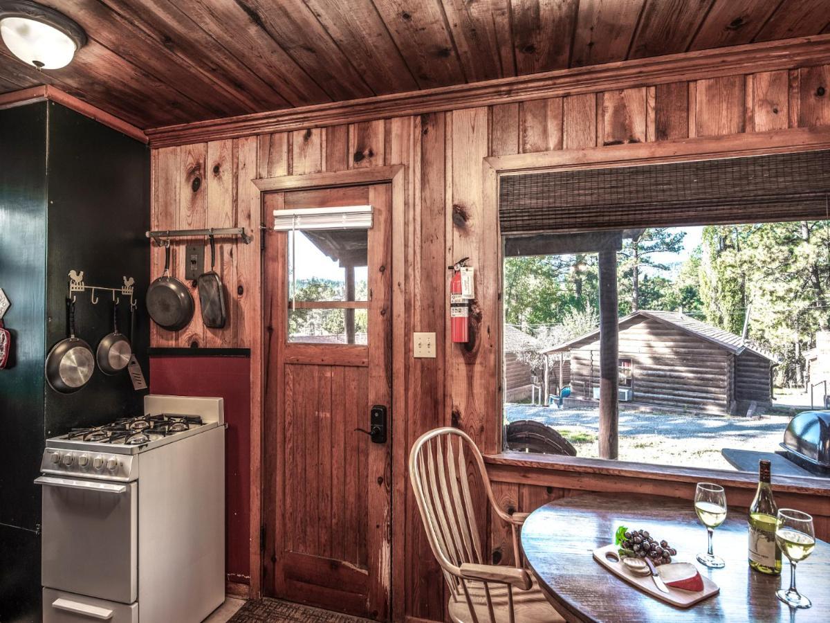 Apache Village 6, King Studio With Sleeper Sofa, Sleeps 3 Ruidoso Eksteriør billede